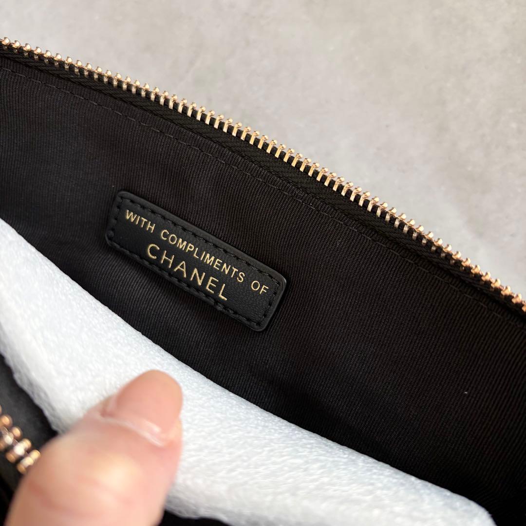 CHANELシャネル　メイクポーチ　ノベルティ　ベルベット　化粧ポーチ
