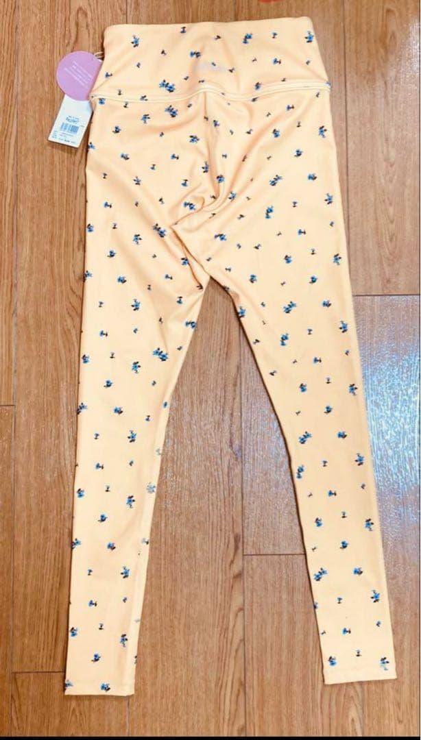 emmi yoga レギンス 花柄イエロー ヨガウェア Sサイズ