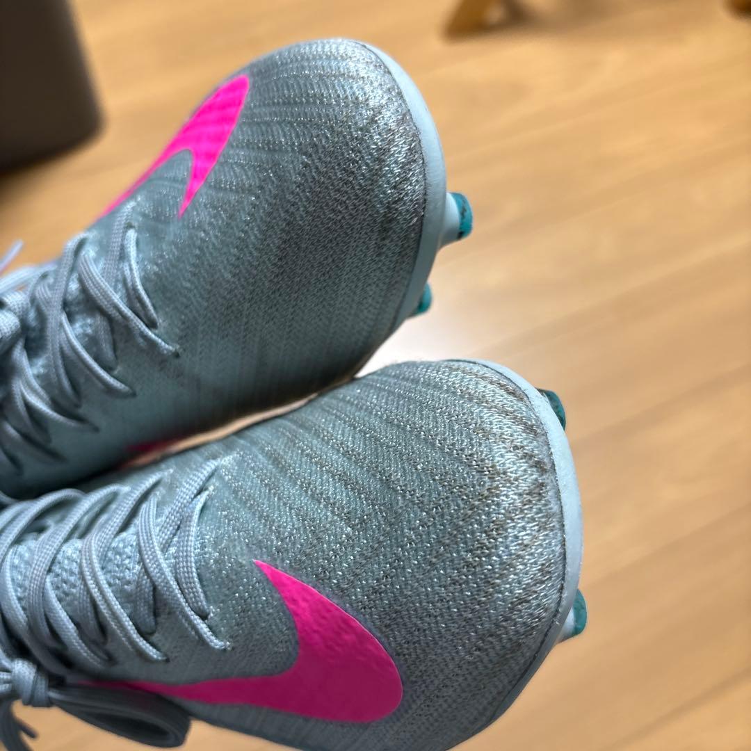 NIKE マーキュリアルヴェイパー16