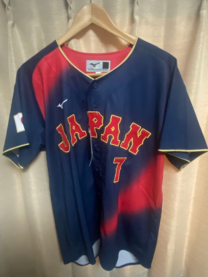 侍ジャパンユニフォーム（佐藤輝明）