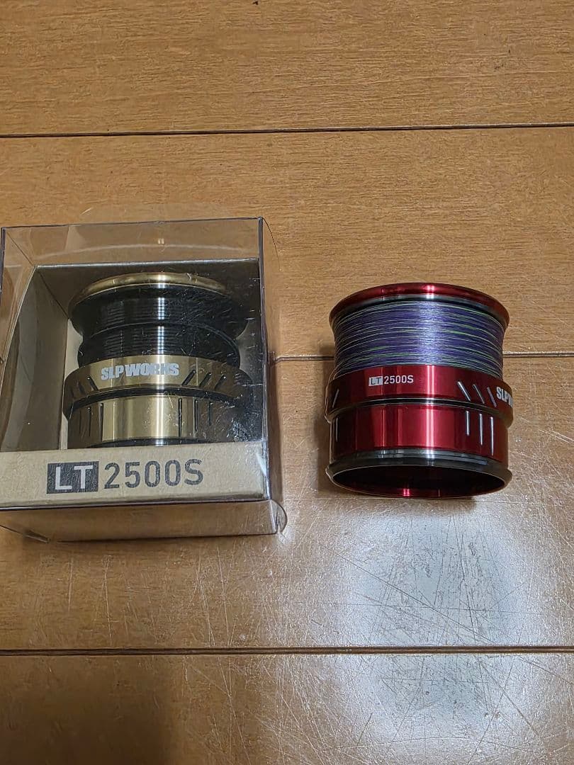 21エメラルダスAIR LT2500-XH　αスプール2個　エギ8本などセット