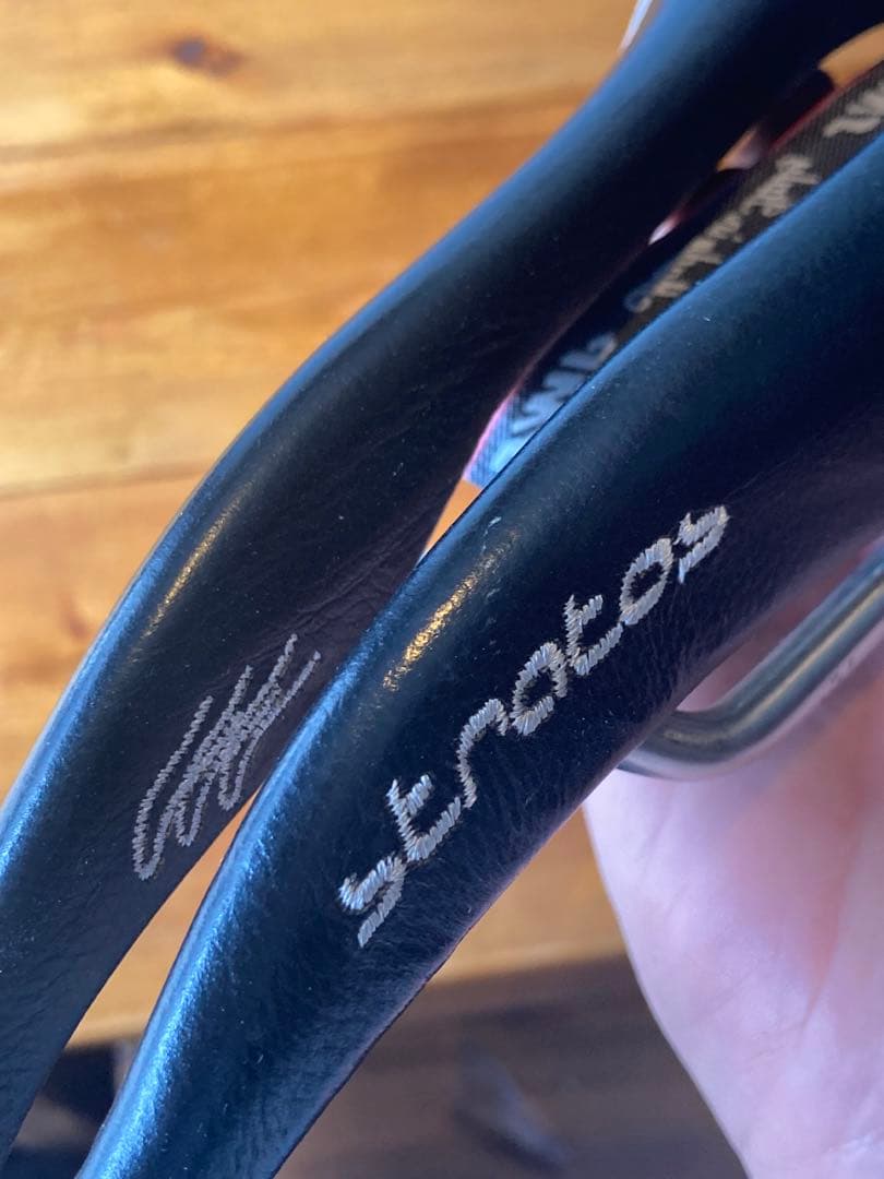 Selle SMP Stratos サドル