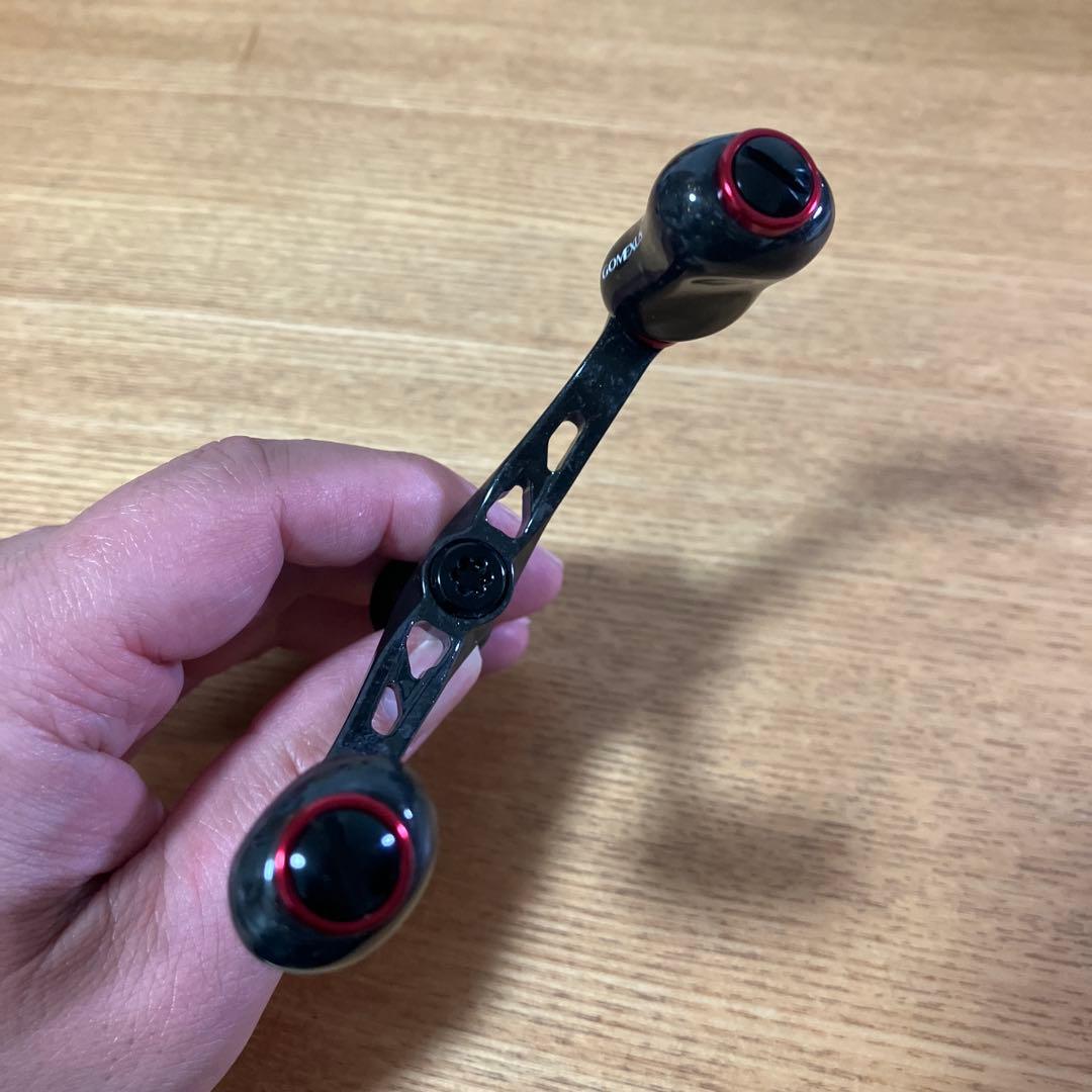極上美品　ゴメクサス　鍛造カーボン　82mmダブルハンドル　シマノ