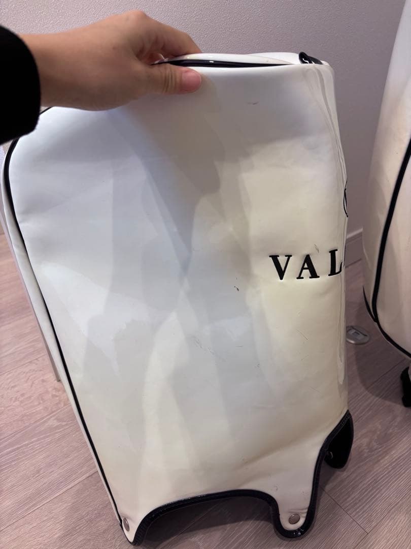 VALIANT キャディバッグ ＋オークリーサブバックもつきます！お買い得！