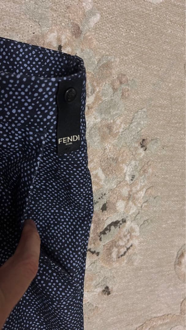 Fendi メンズパンツ　48
