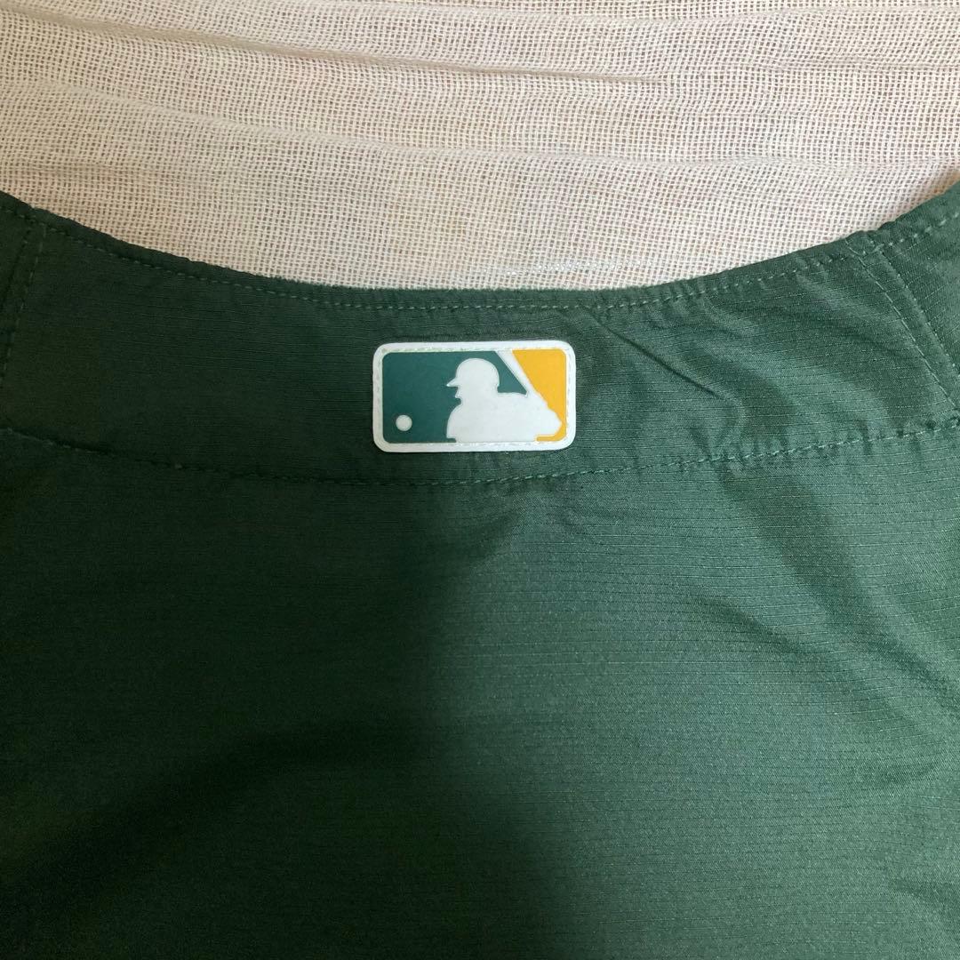 MLB アスレチックス　ハーフジップ　ナイロンプルオーバー　majestic