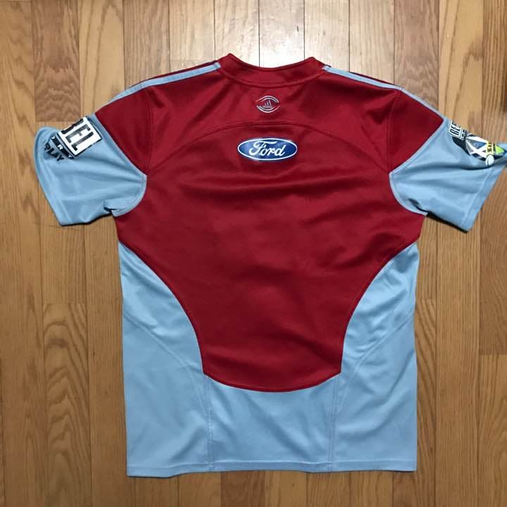 クルセイダーズとワラビーズジャージ
