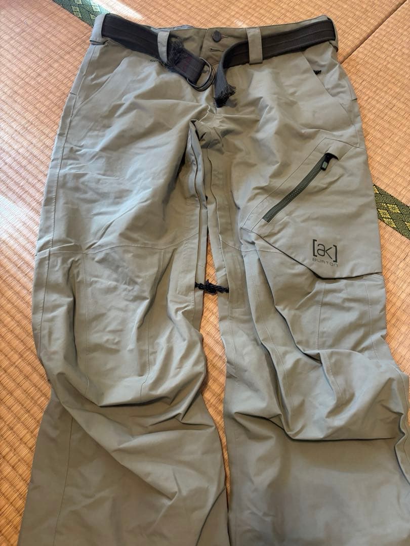 burton ak GORE-TEX Lサイズ上下　小物色々