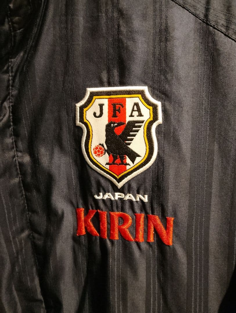 正規品　大人気　サッカー日本代表　adidas JFA KIRIN ベンチコート