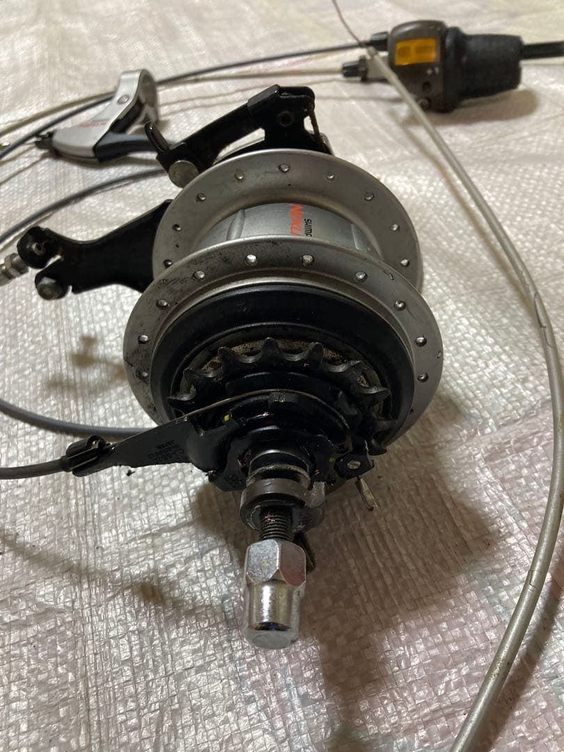シマノ ネクサス　内装8段　中古品　ジャンク