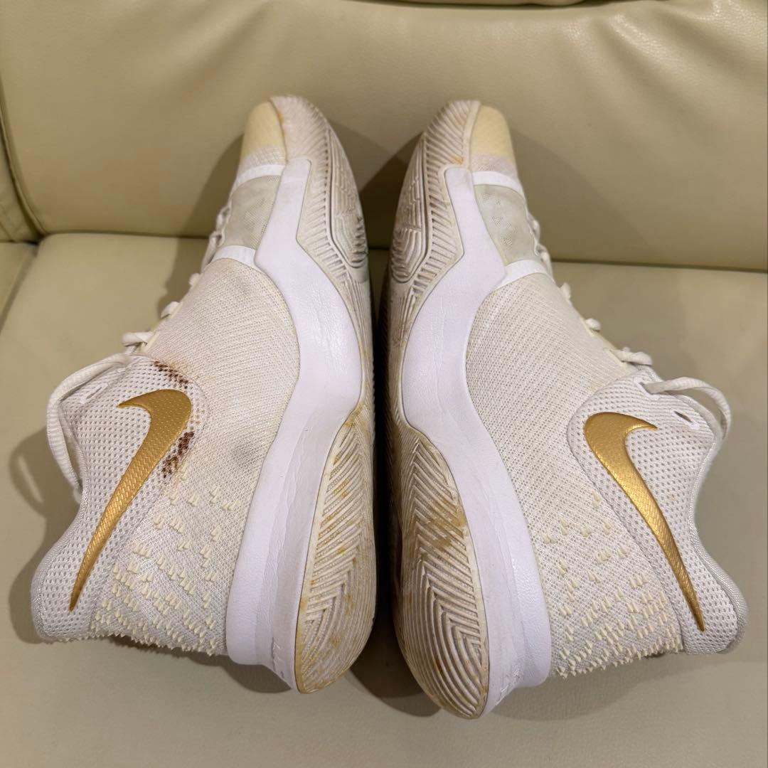 NIKE KYRIY 3 27.5 カイリー ナイキ