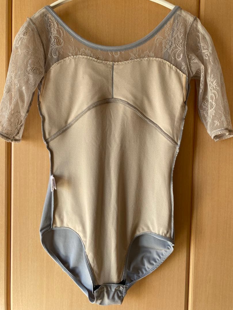 DessusDessous スナップボタン付きレオタード おまけのレオトップ付き