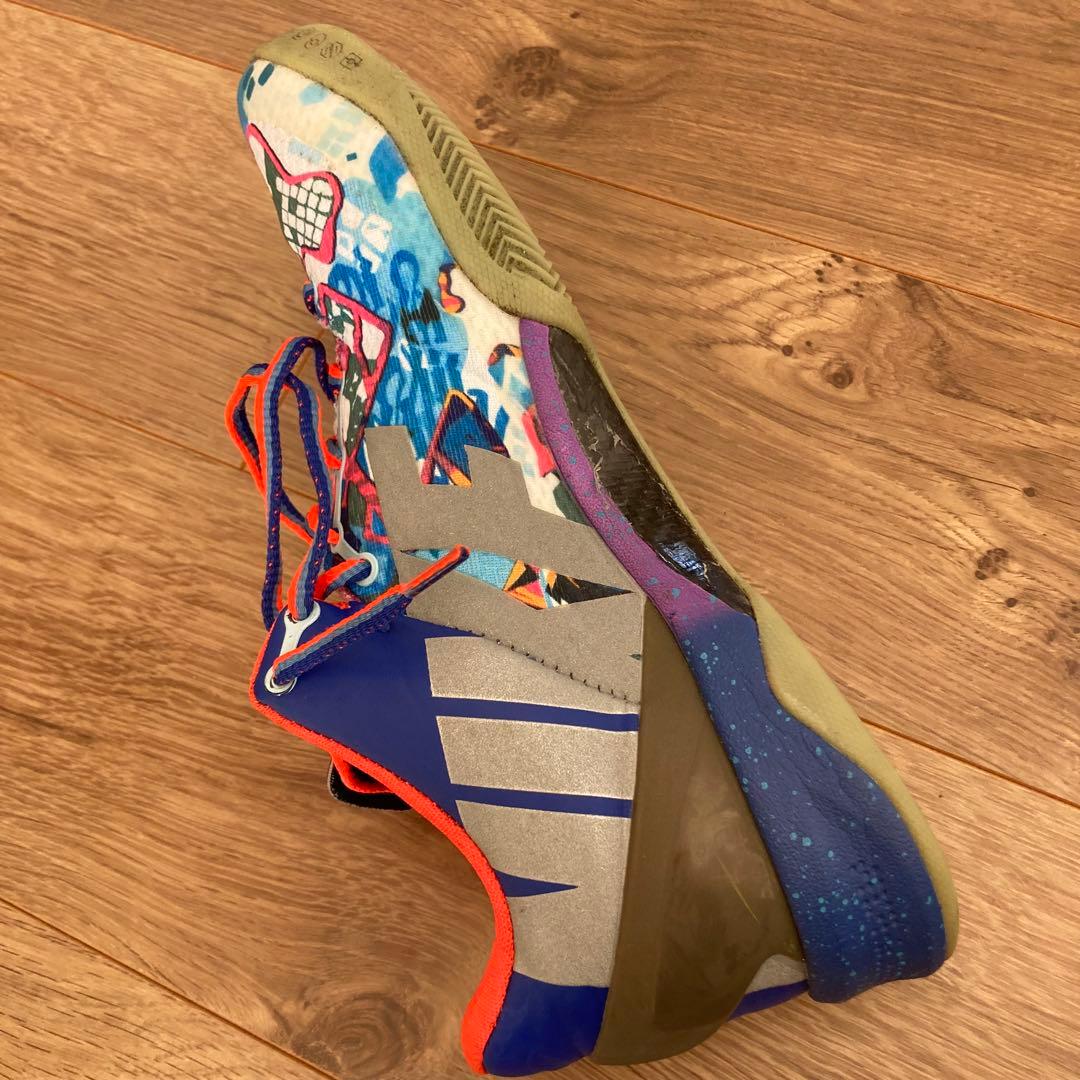 NIKE ナイキ カラフル アートグラフィック バスケットボールシューズ