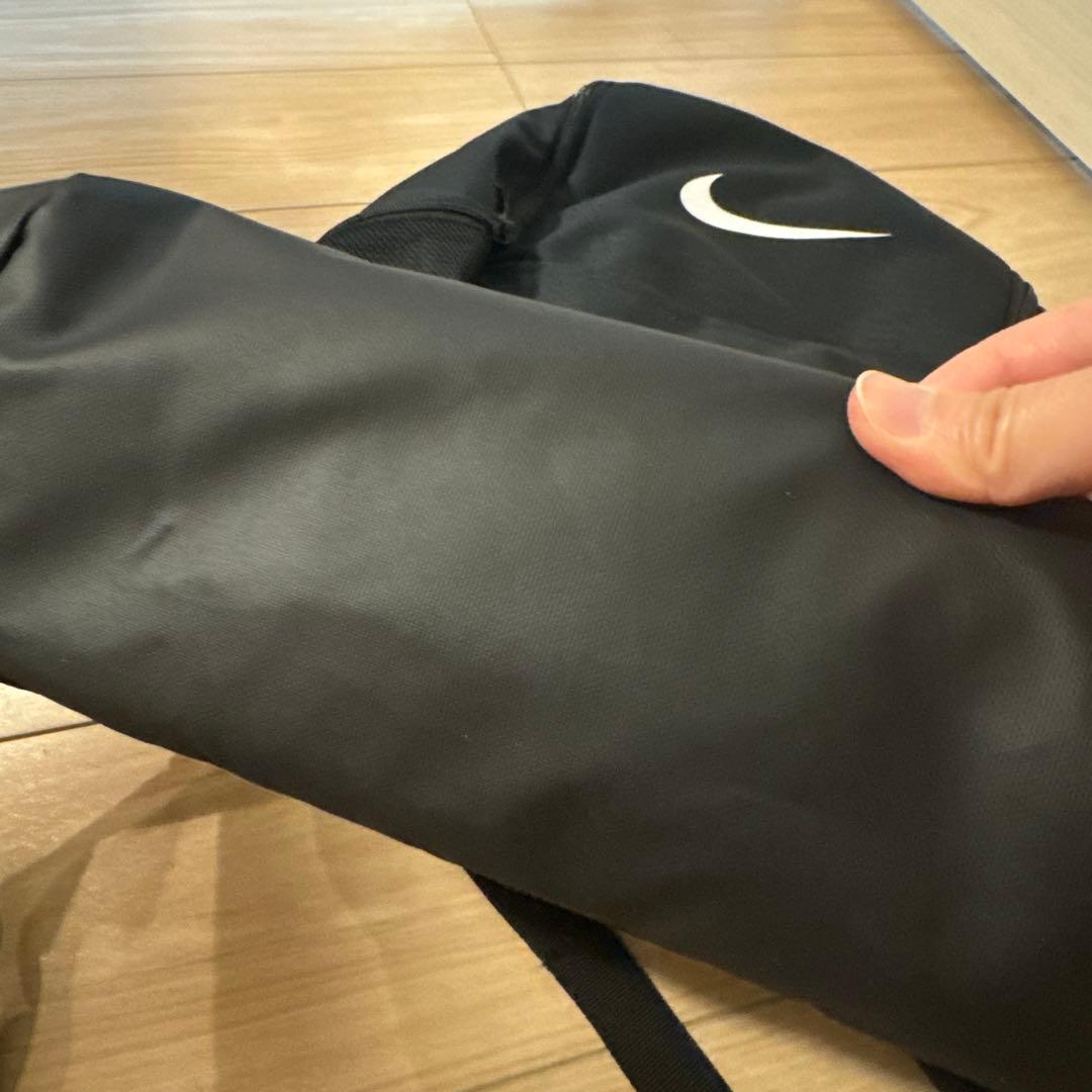 美品　Nike バックパック ブラック FIBA W杯