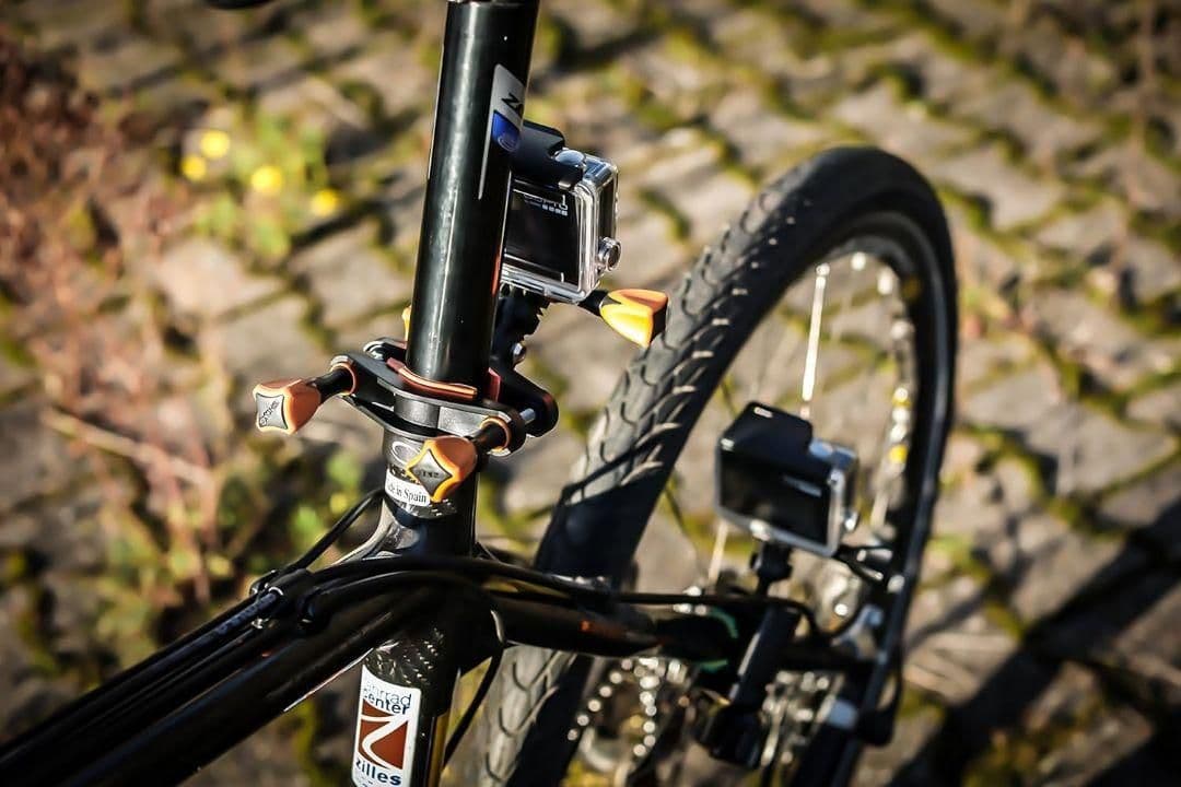 大きなバー マウント iSHOXS 　自転車 バイク