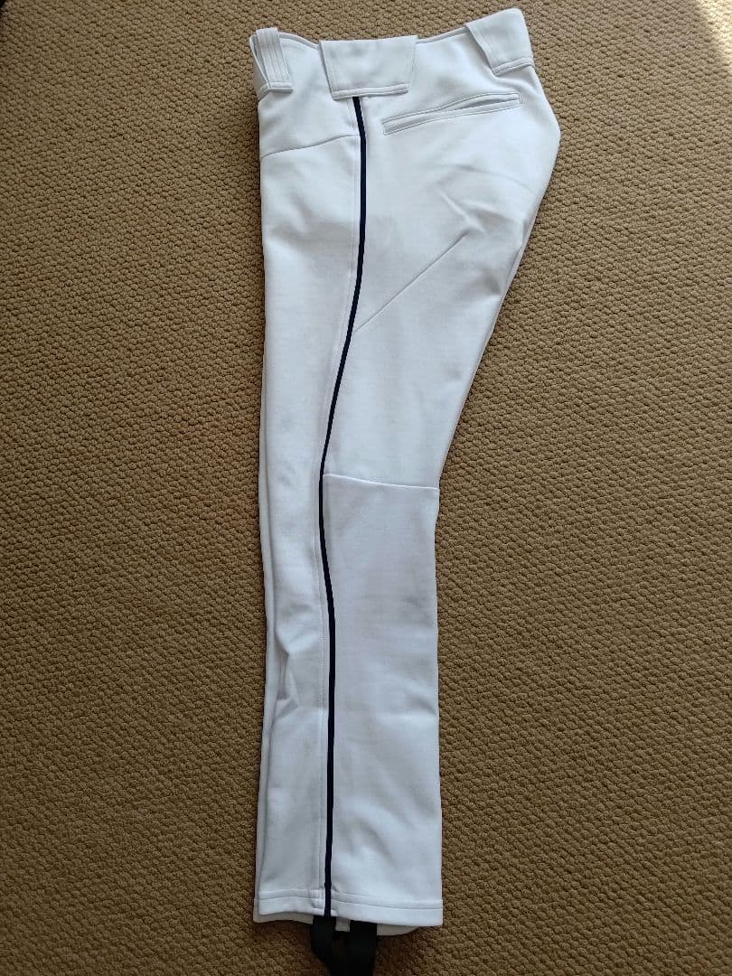 デサント　ロングフィットパンツ　ラインあり