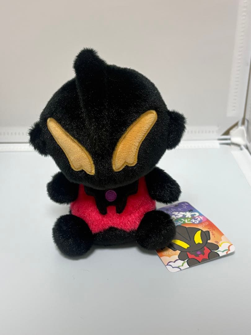 ウルトラマン　ふわふわお座りぬいぐるみ　ベリアル