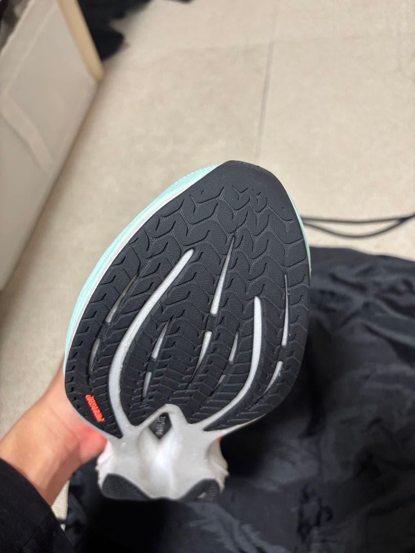 【早い者勝ち！！】Puma × HYROX ディビエイトニトロ3 26.0cm
