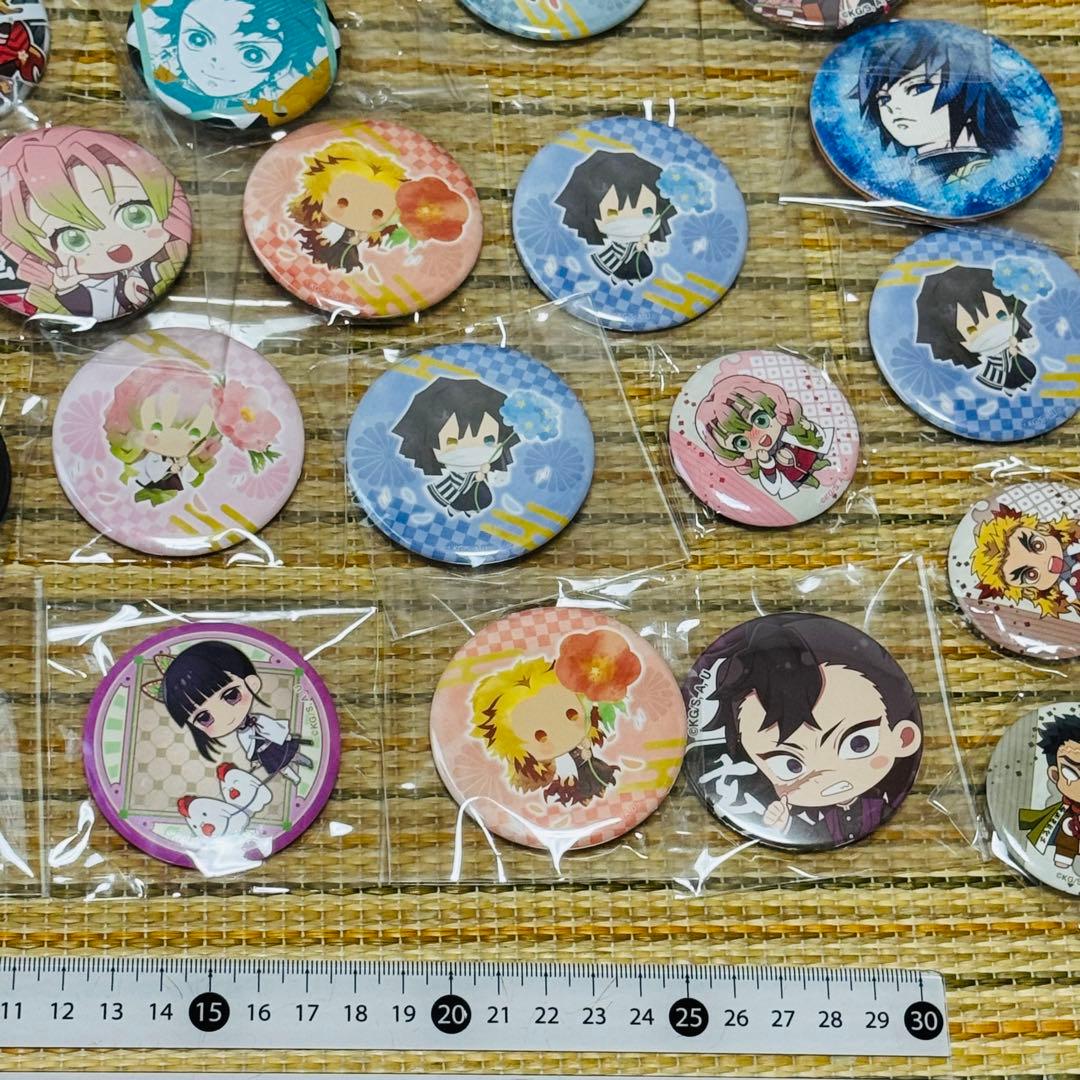 まとめ 鬼滅の刃 缶バッジ アクリルスタンド 等 グッズ セット b