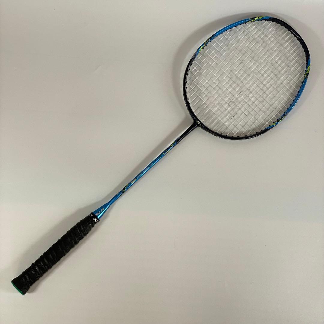 YONEX ヨネックス　ナノフレア700 5UG5 バドミントンラケット