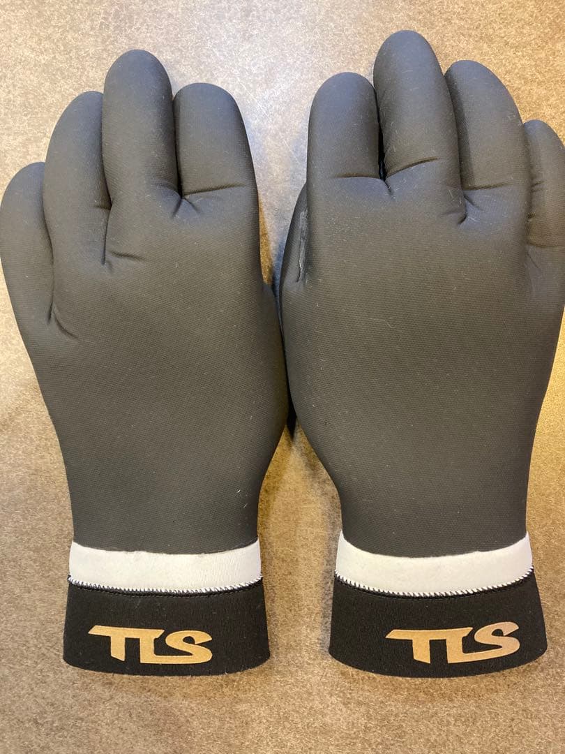 TLS A-MAX GLOVE 4mm ブラック Sサイズ