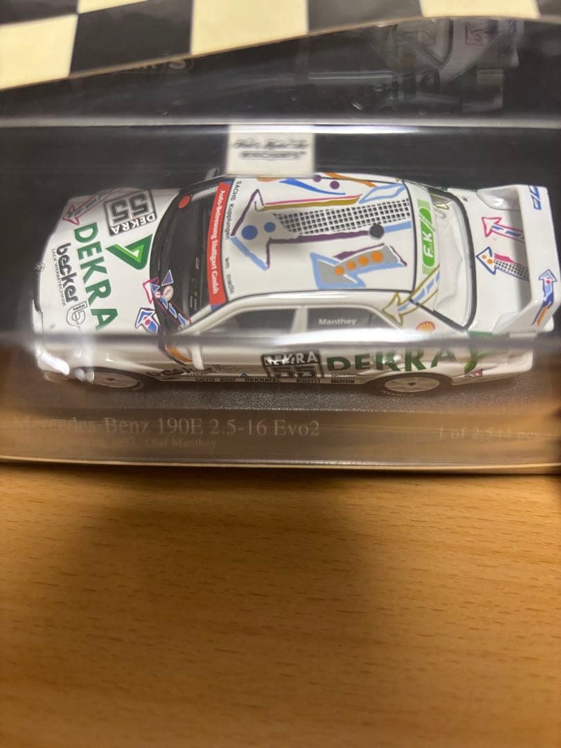 ミニカー MINICHAMPS Mercedes-Benz190E 2.5-16 Evo2