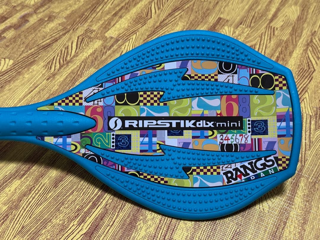 【新品未使用】お値下げしました！ラングスジャパン　リップスティックデラックスミニ