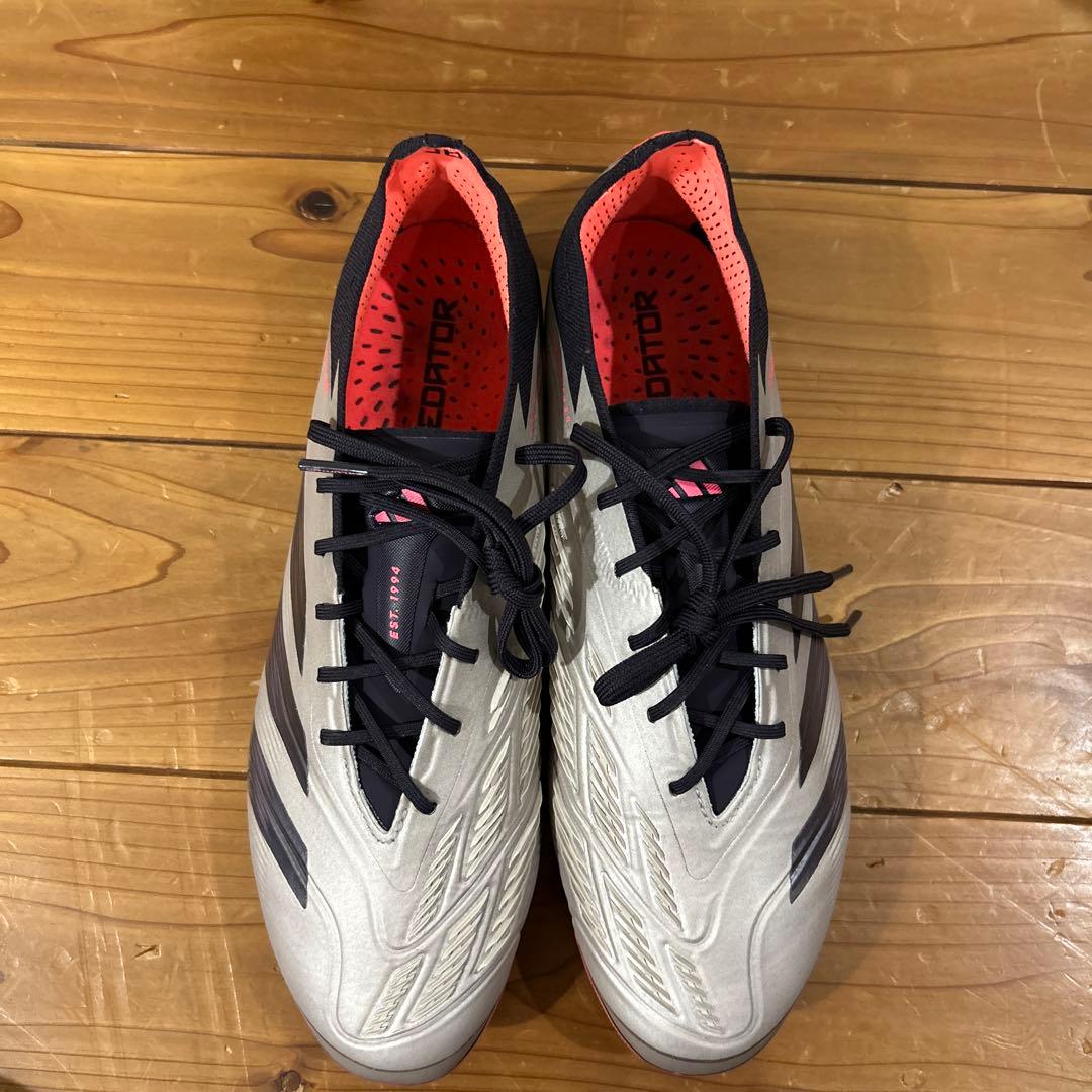 adidas プレデター　ELITE HG/AG JAPAN