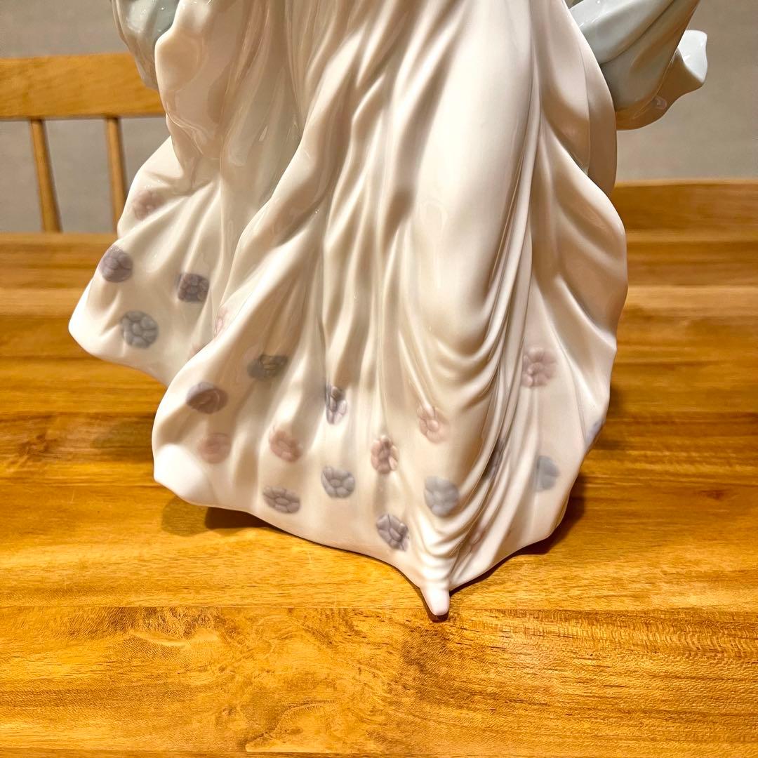 リヤドロ 夏のセレナーデ フィギュリン 人形 置物 インテリア LLADRO