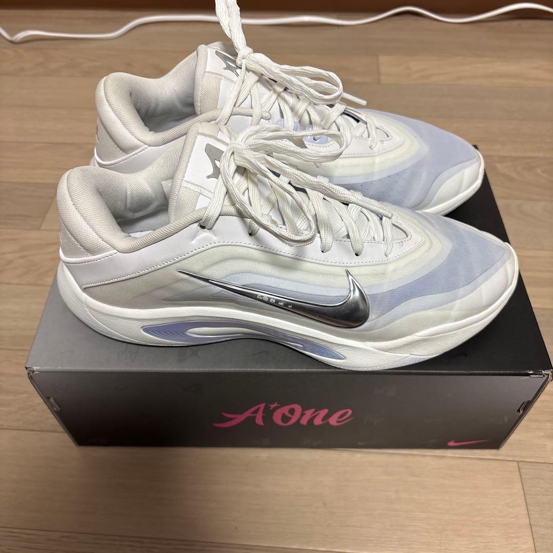 NIKE A'One EP パール ホワイト