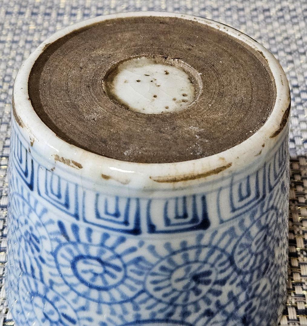 江戸時代後期　古伊万里　染付　たこ唐草文様　そば猪口　ぐい呑　酒杯　酒器　湯呑