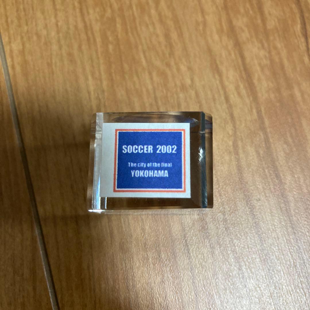 ワールドカップ　記念グッズ　クリスタルサッカー