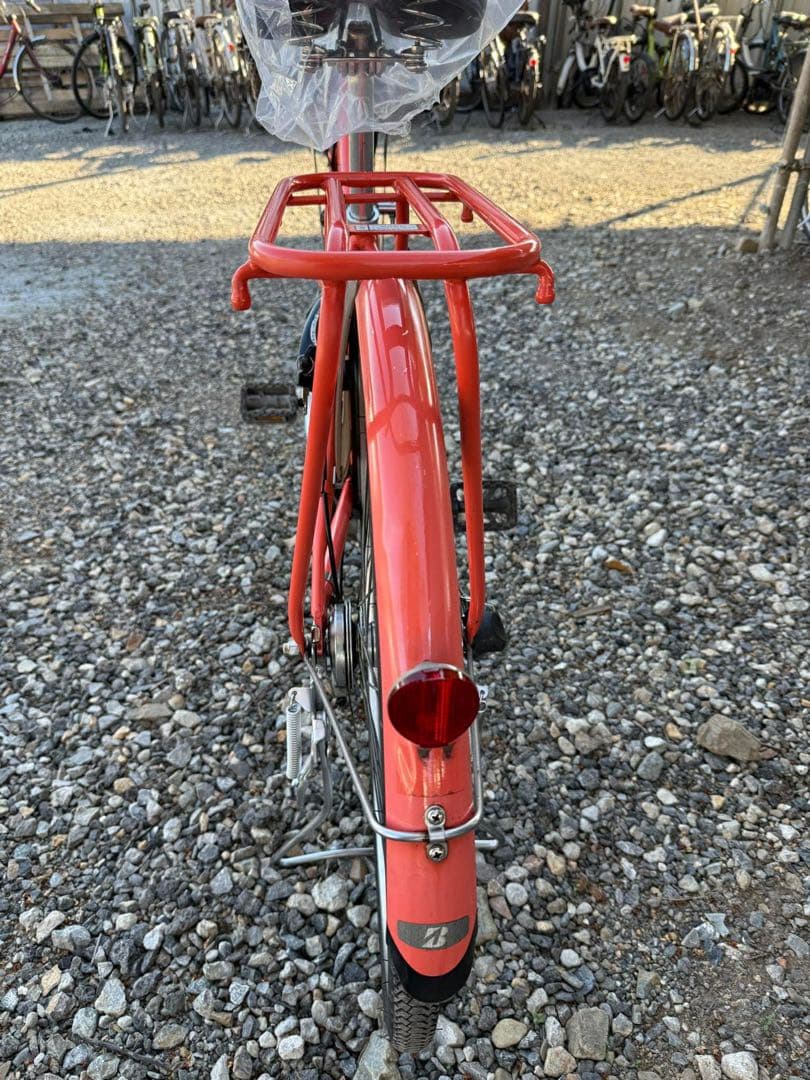 赤 シティサイクル バスケット付き