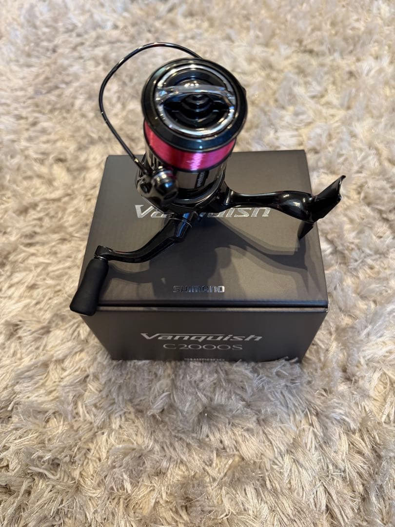 Shimano Vanquish C2000S スピニングリール
