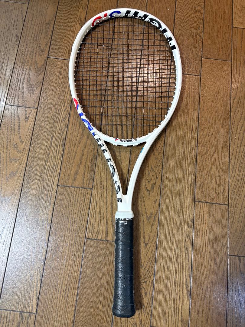 T fight 315 テニスラケット