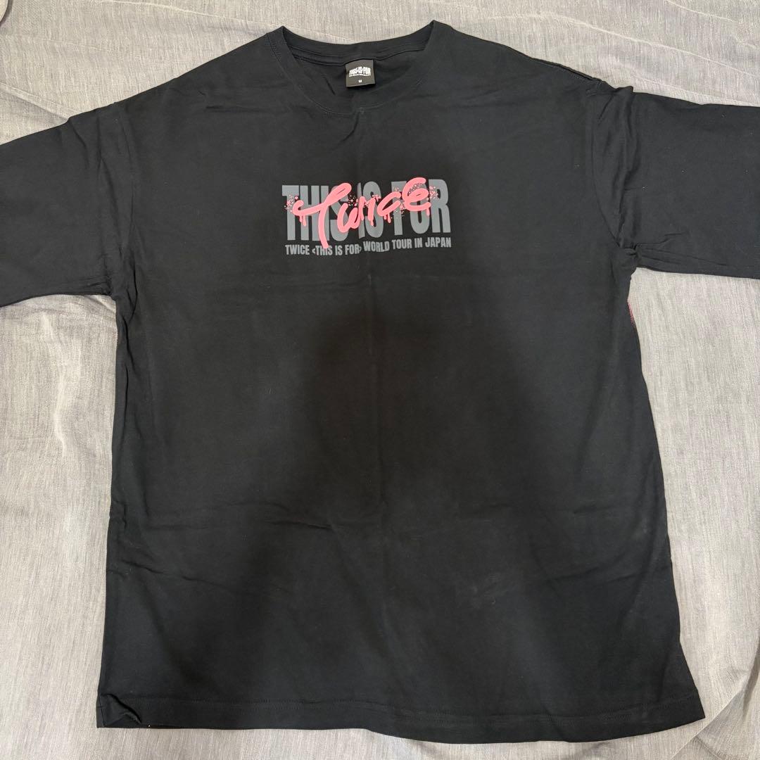 TWICE THIS IS FOR Tシャツ モモちゃん　Mサイズ