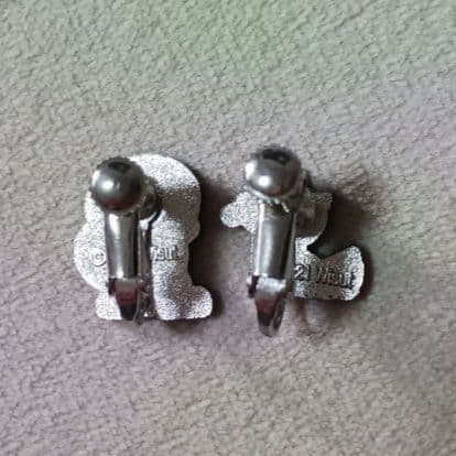 BUTTON＆CUFFLINKS　マムアンちゃん　イヤリング