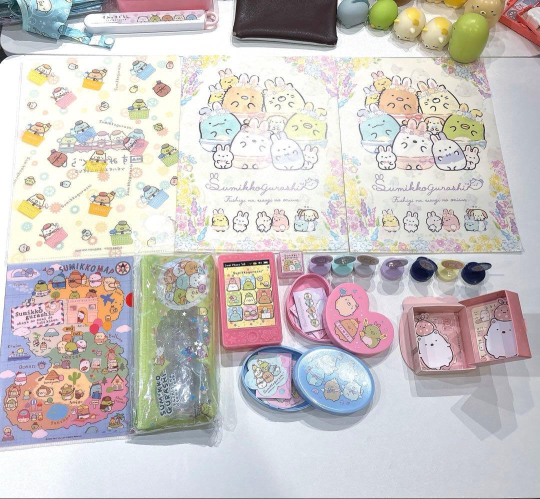 すみっコぐらしまとめ買いバッグおもちゃマグカップ文房具マスクケース弁当ぬいぐるみ
