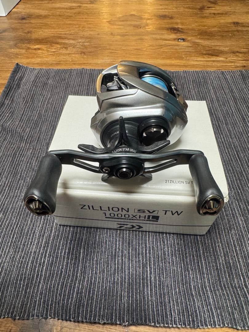 21ジリオンSVTW XHL 左巻き ベイトリール DAIWA