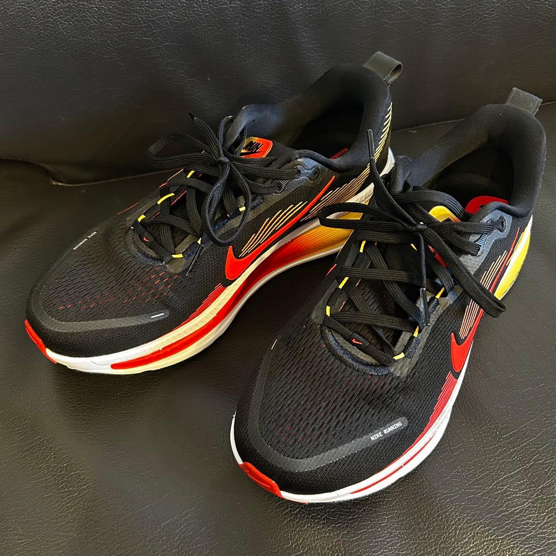 【美品】NIKE ボメロ18 28.0㎝