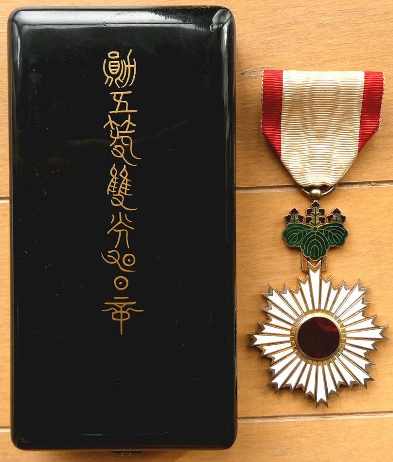 日本軍 勲章 明治期 勲五等 六等 旭日 瑞宝 赤十字